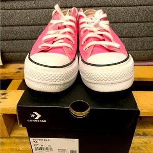Converse Chuck Taylor AllStar Low OxOopsPink/White/Black Canvas Women's Platform